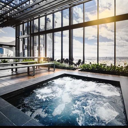 Hfn Heart Of Melbourne Cbd Apartment Exterior photo
